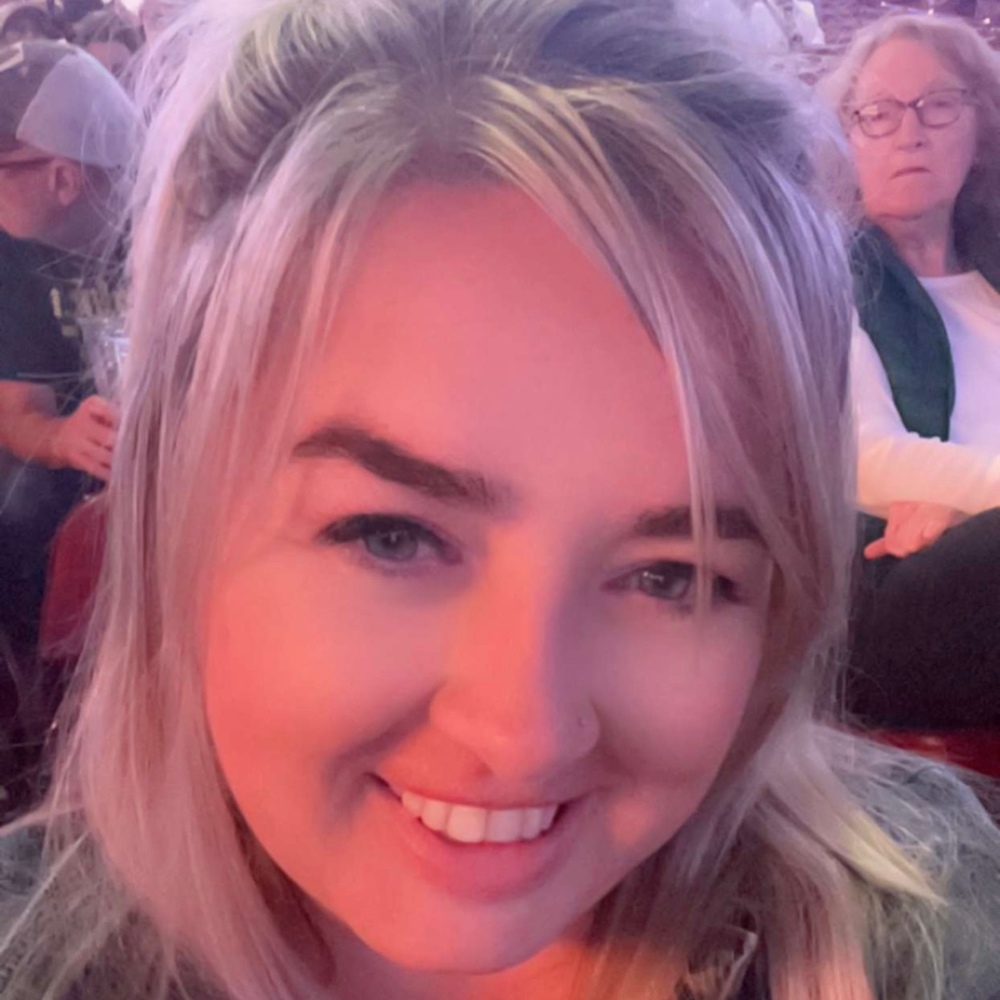 Meet your Posher, Ashley